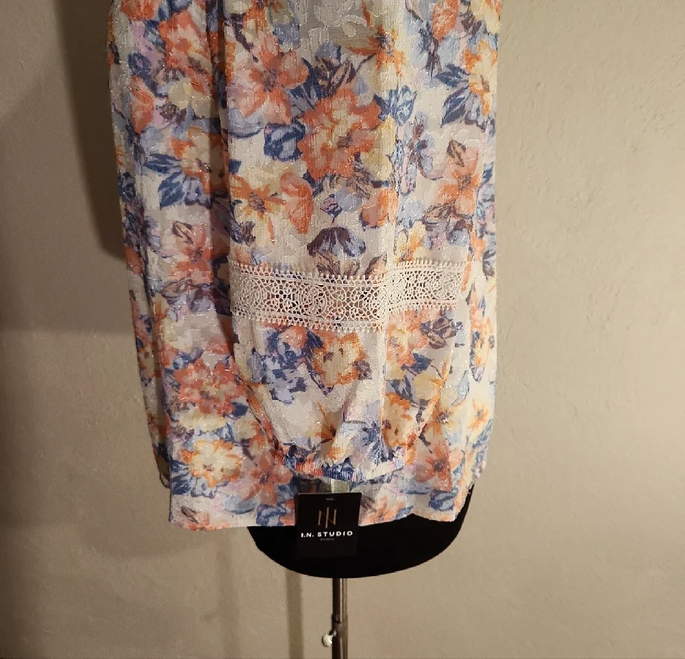 I.N. Studio Women's Boho Top 1X Floral Pink Blue NWT